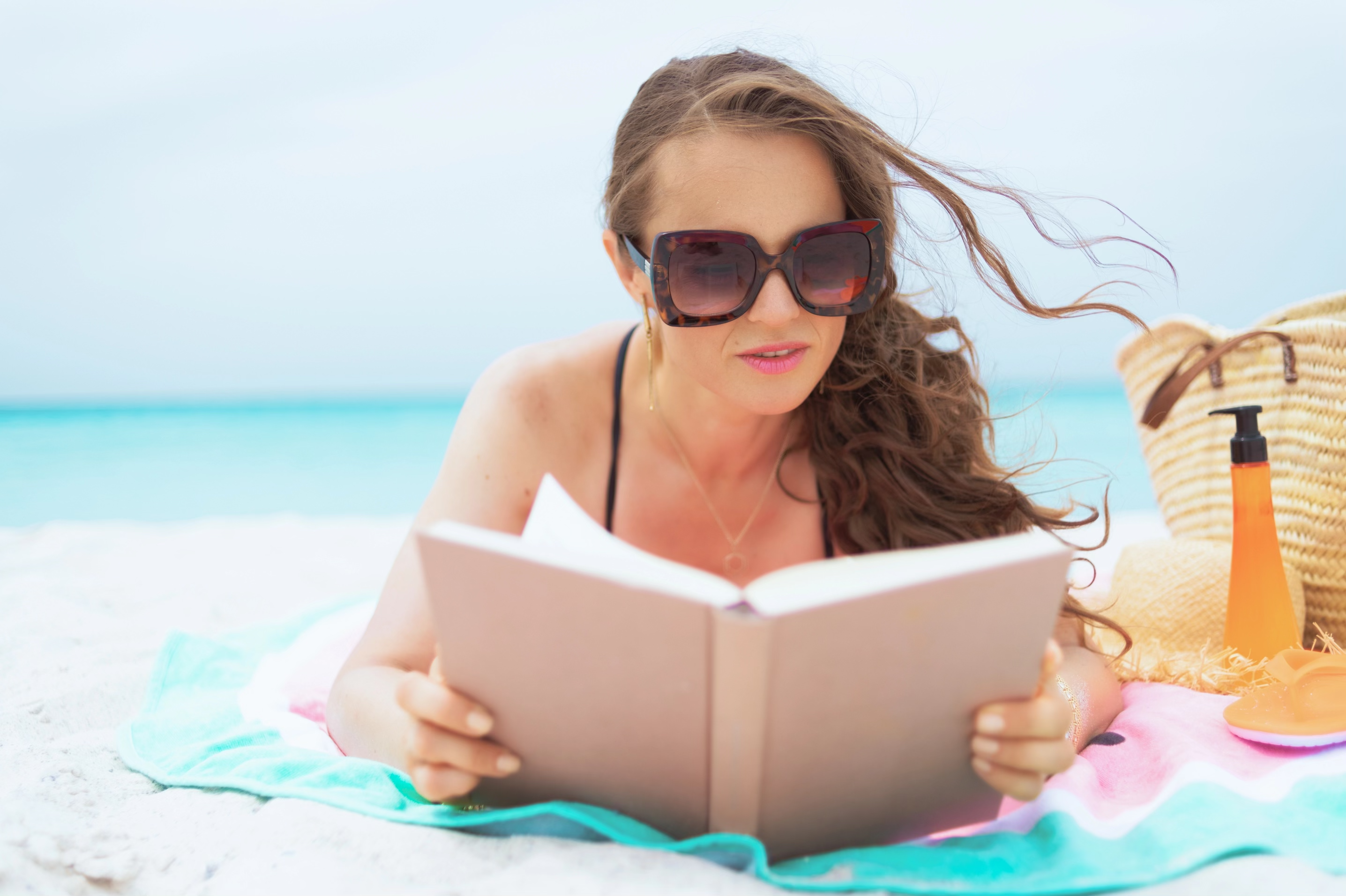 Amy Hunt - contemporary billionaire romance author from Florida